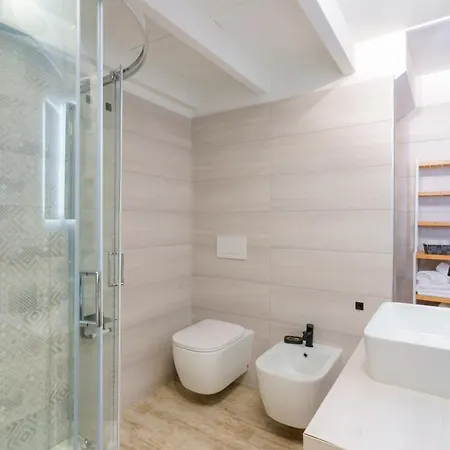 Unplug 夸尔图-圣埃莱娜